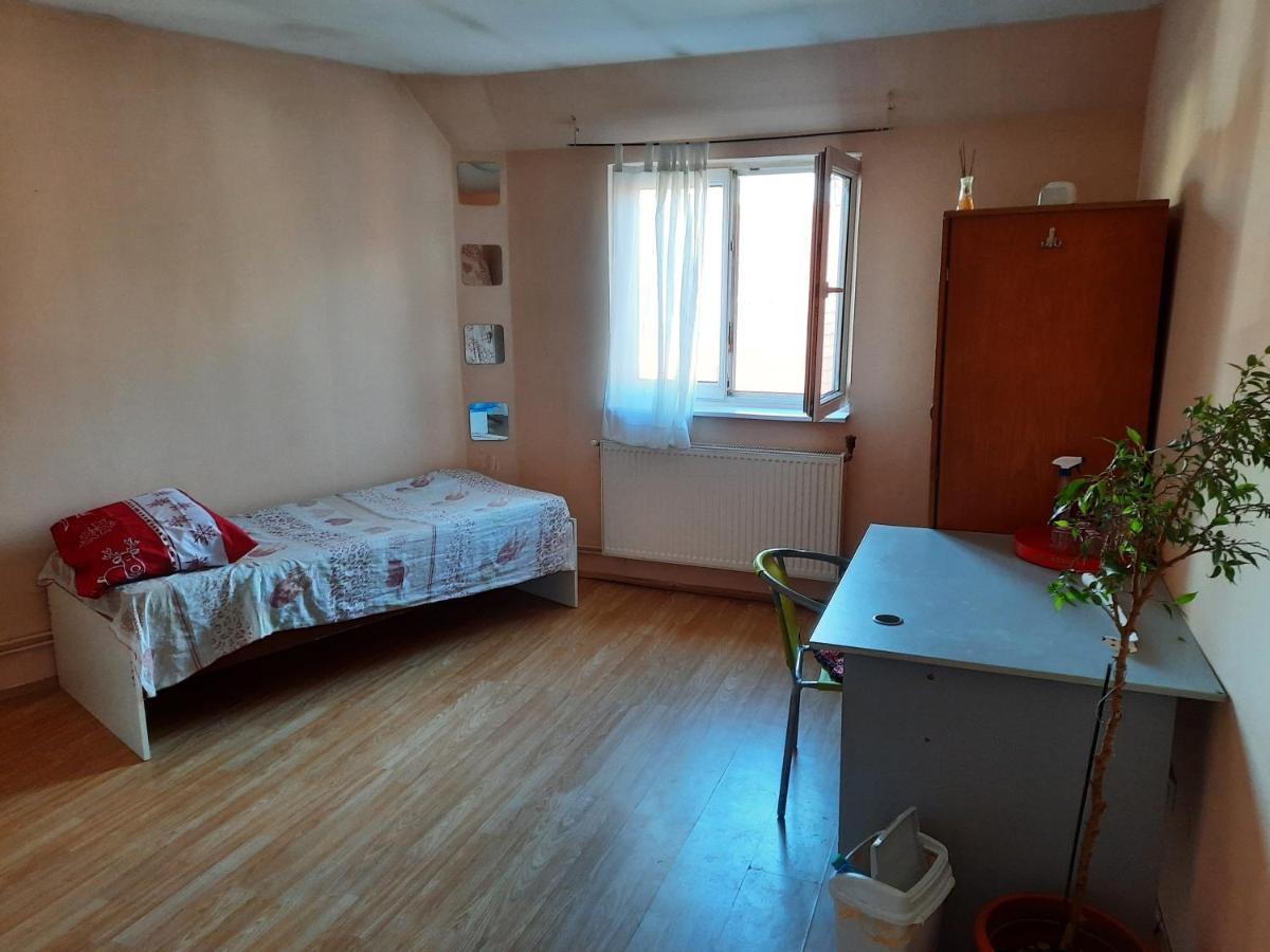 Casa Adrian Camere Centru Vechi Brasov Ngoại thất bức ảnh